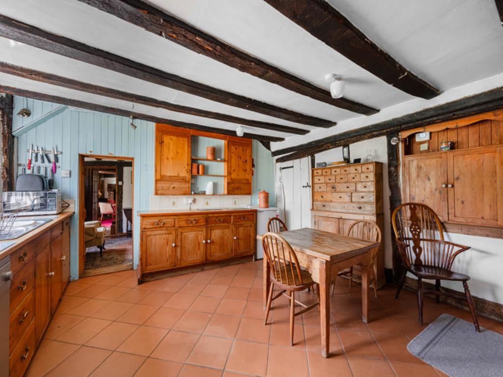 Hill Farmhouse Grundisburgh--23-800x600