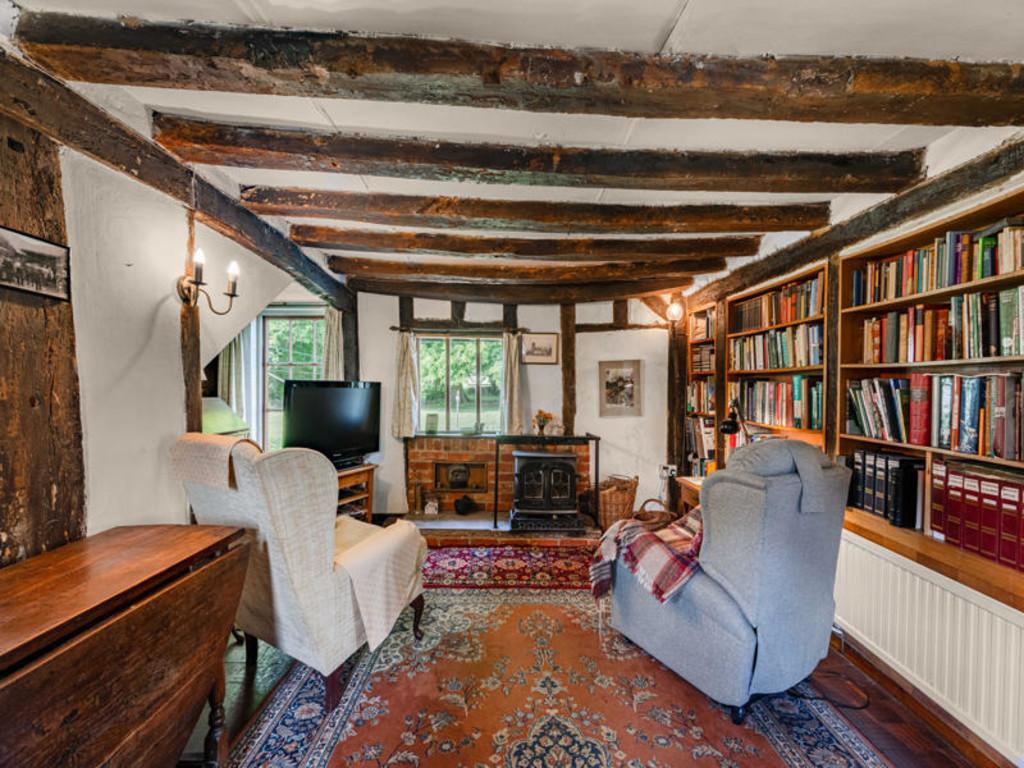 Hill Farmhouse Grundisburgh--21-800x600