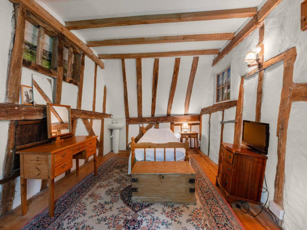Hill Farmhouse Grundisburgh--10-800x600