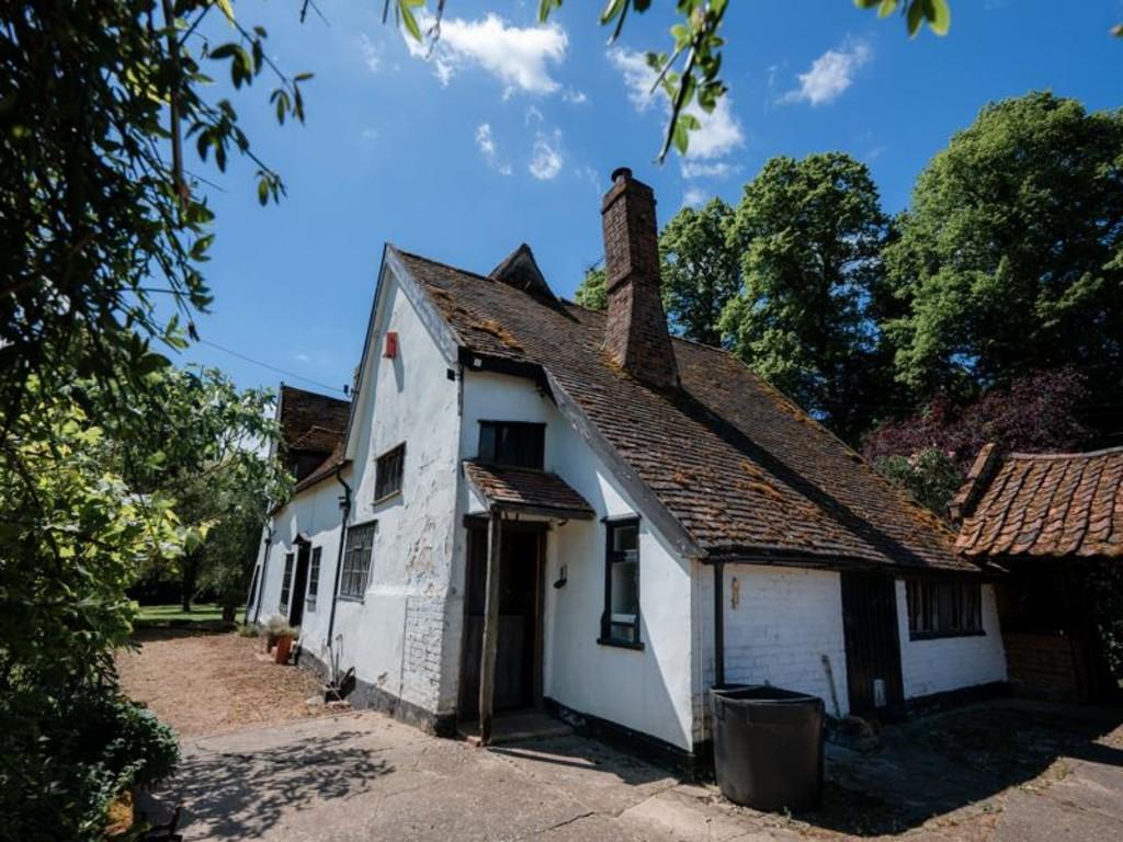 Hill Farmhouse Grundisburgh-1438-800x600