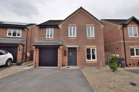 4 bedroom detached house for sale, Maple Avenue, Colburn