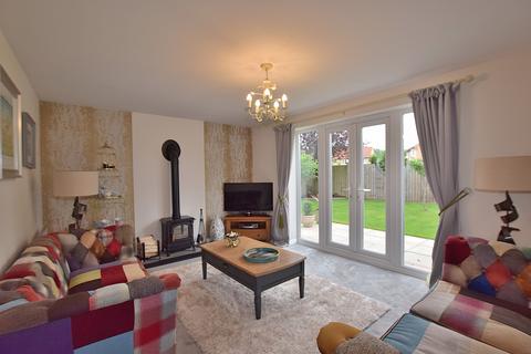 4 bedroom detached house for sale, Maple Avenue, Colburn