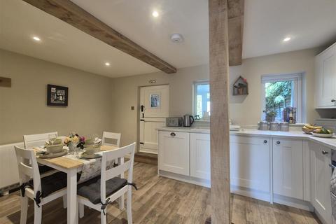 2 bedroom terraced house for sale, Low Street