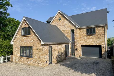 70 Colchester Road, Great Totham, Maldon, CM9 8DG