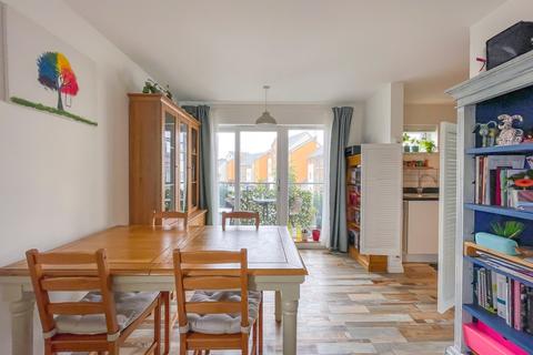 2 bedroom apartment for sale, Kingfisher Road, Portishead, Bristol, Somerset, BS20