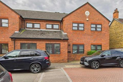 Office to rent, 8-12 Station Rd Chertsey KT16 8BE