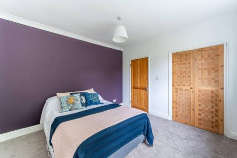 2 bedroom flat for sale, Cintra Park, Crystal Palace, London, SE19