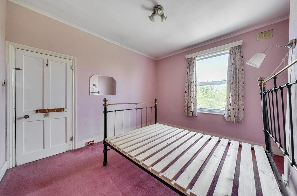 Bedroom 3.jpg