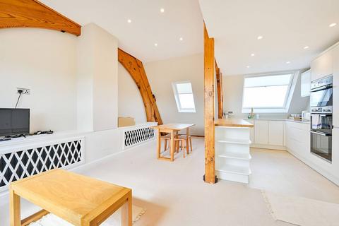 3 bedroom flat for sale, St. Mary's Court, Chiswick, London, W6