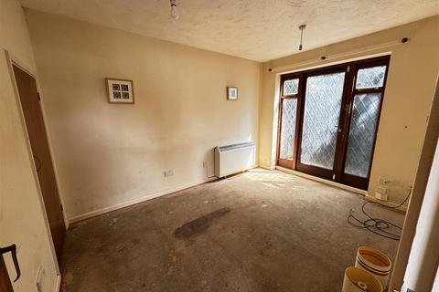 1 Aynscombe Close, Dunstable, LU6 1FA