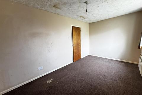 1 Aynscombe Close, Dunstable, LU6 1FA