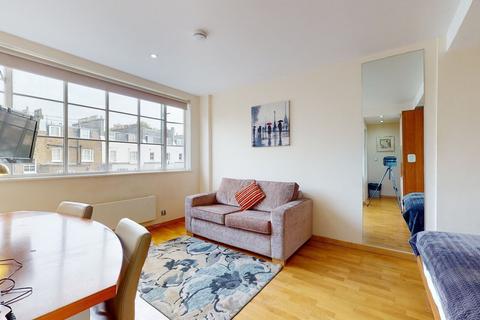 Studio to rent, Old Brompton Road