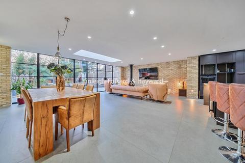 27 Farnaby Road, Bromley, BR1 4BL