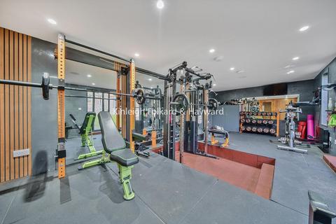 27 Farnaby Road, Bromley, BR1 4BL