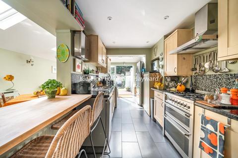 18 Babbacombe Road, Bromley, BR1 3LW