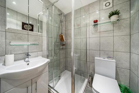44 Bishops Avenue, Bromley, BR1 3ES