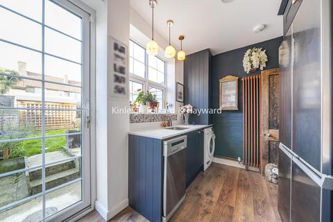17 Keedonwood Road, Bromley, BR1 4QJ