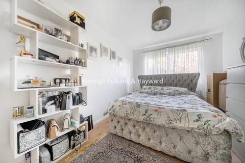 11 Whitehaven Close, Bromley, BR2 0YA