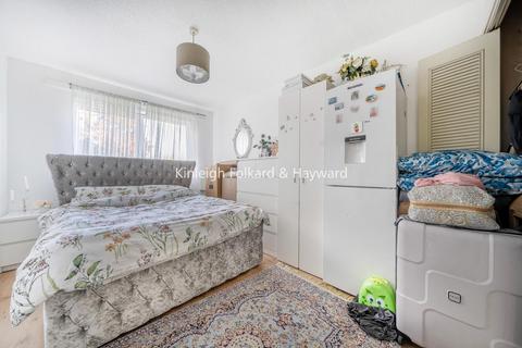 11 Whitehaven Close, Bromley, BR2 0YA