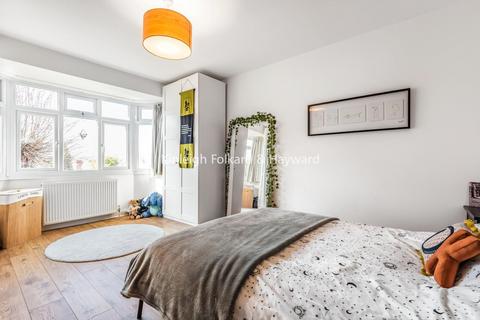 1 Madison Gardens, Bromley, BR2 0SJ