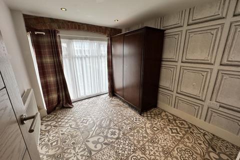7 bedroom farm house for sale, Grange Farm, Ashflats Lane, Stafford, Staffordshire, ST18 9BP