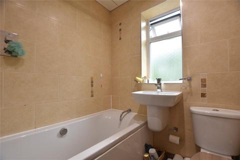 73 Blackshaw Lane, Royton, Oldham, OL2 6NT