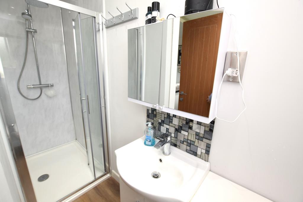 En-suite shower room