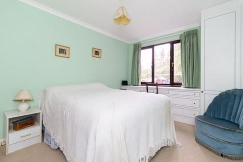 undefined, Landscape Road, Warlingham
