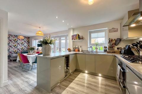 4 bedroom detached house for sale, Hooper Way, Tonna, Neath SA11 3FB