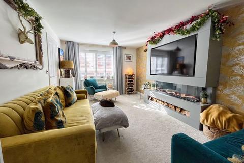 45 Hooper Way, Tonna, Neath, SA11 3FB