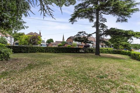 3 bedroom semi-detached house for sale, Hurst Road, Bexley