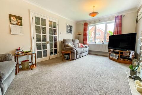 4 bedroom detached house for sale, Hedley Gardens, Grange Park, Hedge End, SO30