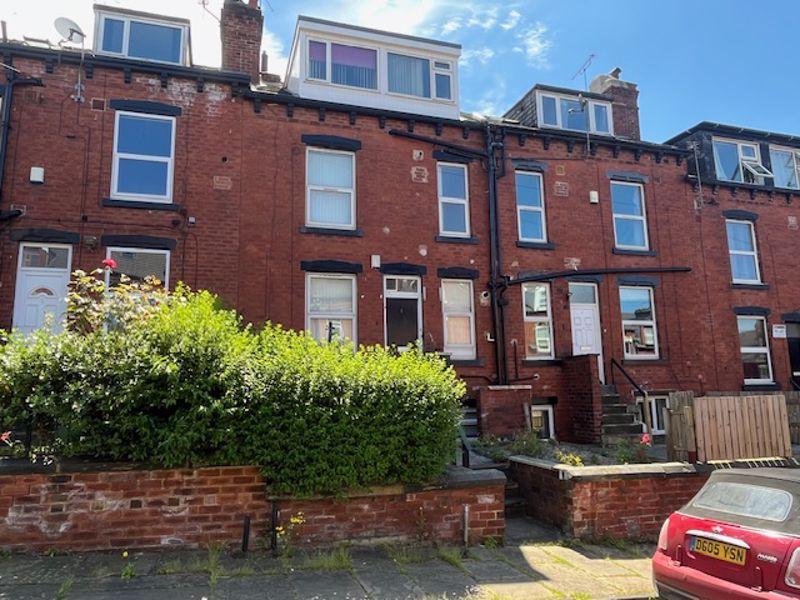 Royal Park Mount, Leeds 4 bed terraced house - £295,000