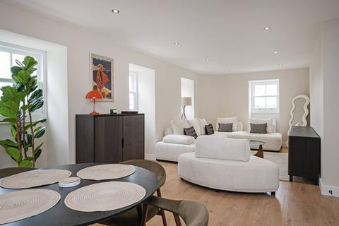 3 bedroom flat for sale, The Royal Duke, Commercial Road, Shadwell, London, E1