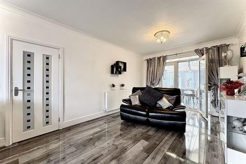undefined, Vicarage Road West, WOODSETTON, DY1 3NW