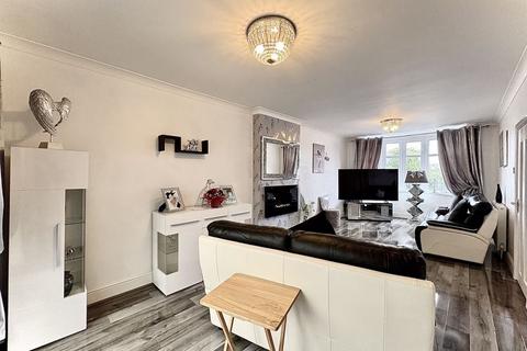 undefined, Vicarage Road West, WOODSETTON, DY1 3NW
