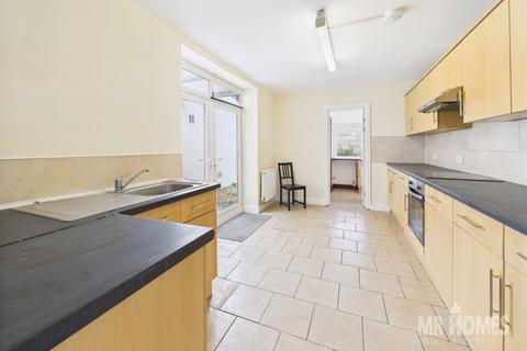 4 bedroom terraced house for sale, Bromsgrove Street, Grangetown, Cardiff CF11 7EZ