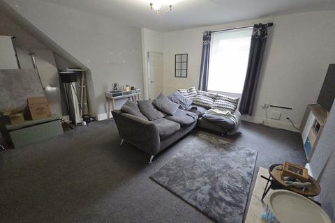 2 bedroom terraced house to rent, Chestnut Street, Ashington