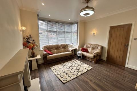 4 bedroom semi-detached house for sale, Llannerch Road West, Rhos on Sea