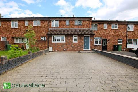 75 Glamis Close, Cheshunt, Waltham Cross, EN7 6JD