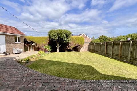 4 bedroom detached house for sale, Cedar Close, Chard, Somerset TA20