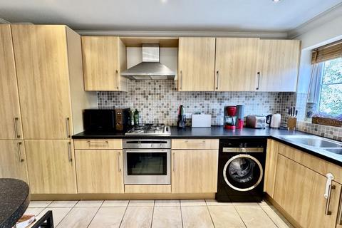 3 bedroom detached house for sale, School Road, Wooburn Green HP10