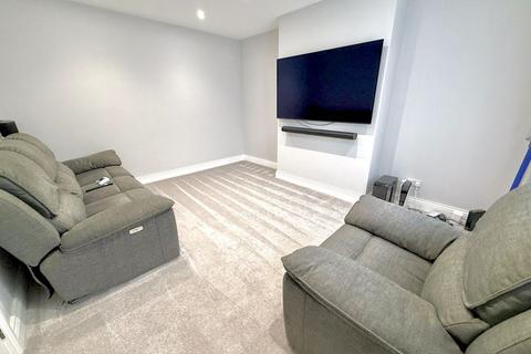 143 Chiltern Road, Dunstable, LU6 1EU