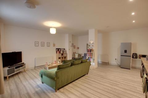 1 bedroom apartment to rent, Windsor Road, Trowbridge