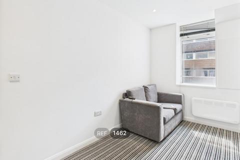 1 bedroom apartment to rent, Centre Court, Paragon Street, HU1 3PW