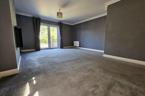 3 bedroom terraced house to rent, Sprague Close, Weymouth, DT3