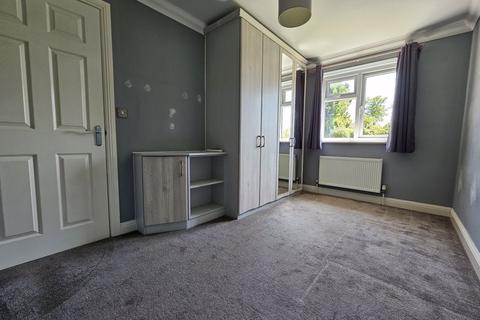3 bedroom terraced house to rent, Sprague Close, Weymouth, DT3