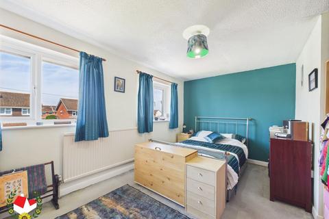 3 bedroom semi-detached house for sale, Ploughmans Way, Hardwicke, GL2