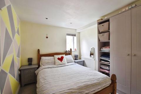undefined, Estcourt Road, Salisbury                               *VIDEO TOUR*