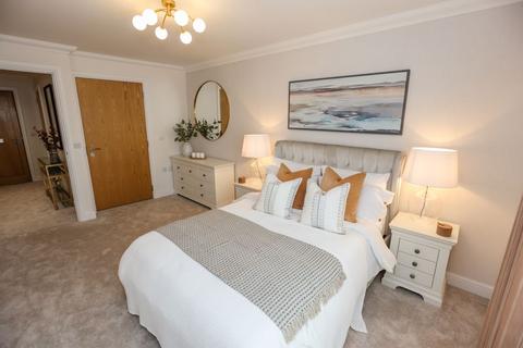 2 bedroom apartment for sale, Helston Lane, Windsor SL4